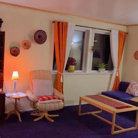 Rum i privatbostad Lofoten Adventure Homes *